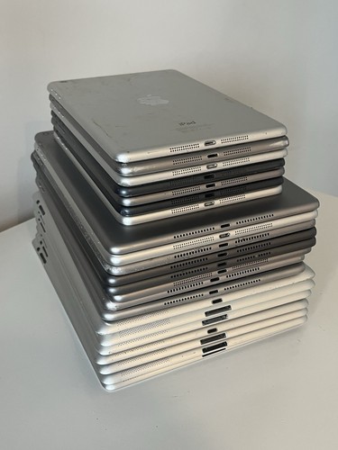 Job lot mixed apple ipads - job, of