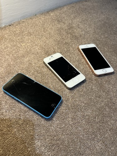 Apple iphones joblot - 3x,