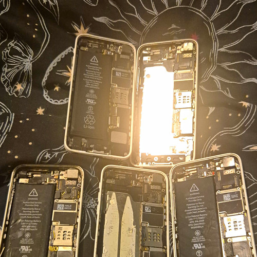Apple iphone mobile phones lot - mobile,
