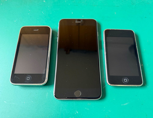 Apple iphones ipod mixed - apple, x2