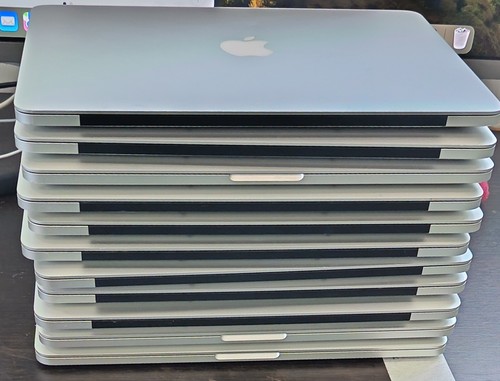Job lot apple macbook - lot,