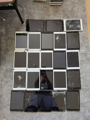 Job lot x23 tablets - lot,